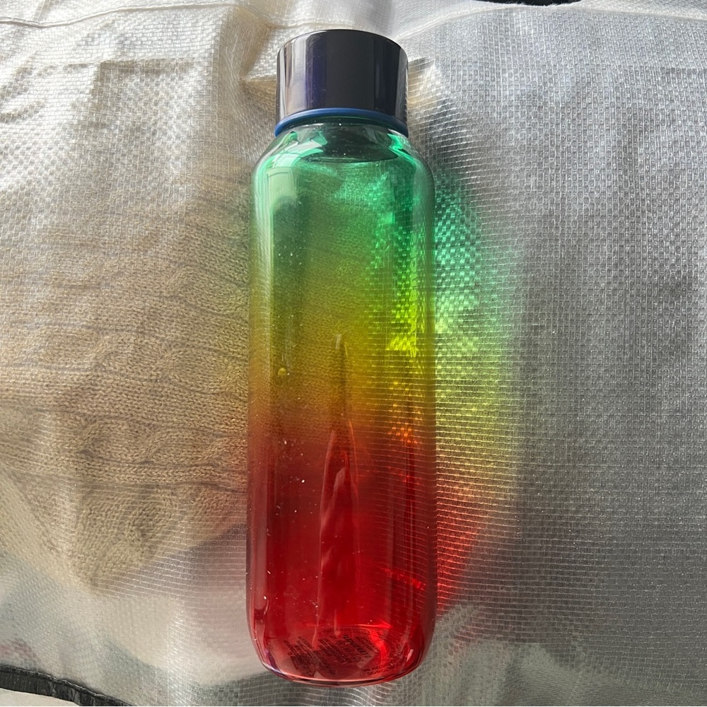 Starbucks Rainbow Ombre Glass Water Bottle NEW without Tags Summer of 2022 - Picture 8 of 10